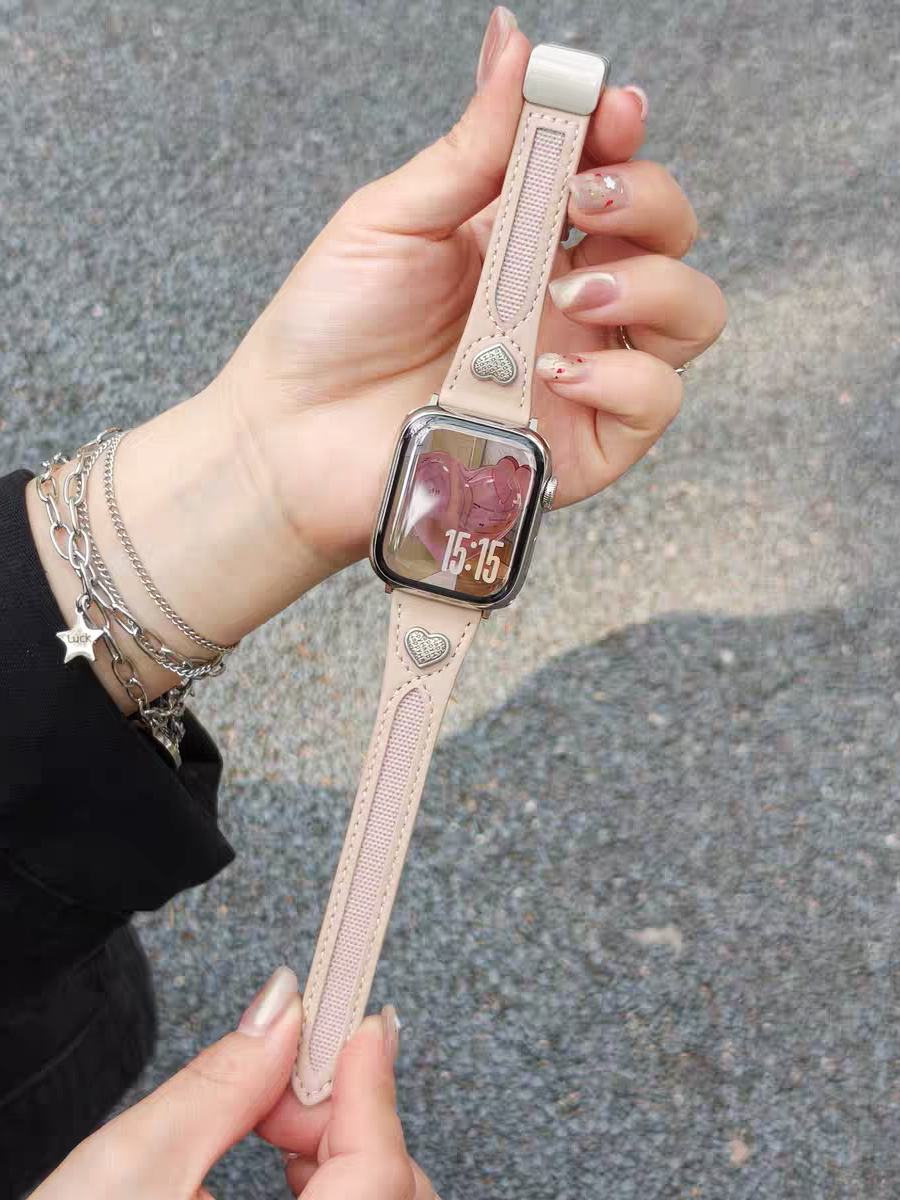 Suitable for the entire Apple Watch series, heart-shaped hollow genuine leather strap, magnetic clasp adjustment, suitable for women